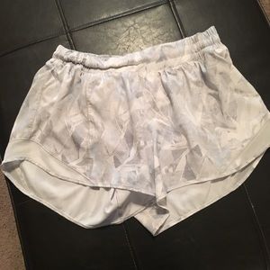 Hottie Hot shorts 4inch size 10